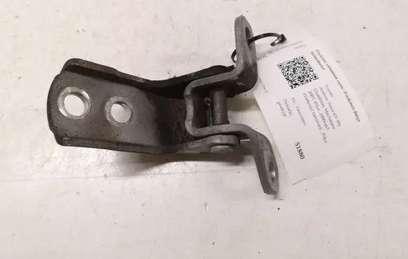 Toyota Avensis Verso Front door upper hinge