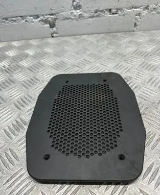 BMW X5 F15 Subwoofer grill/trim 6971882