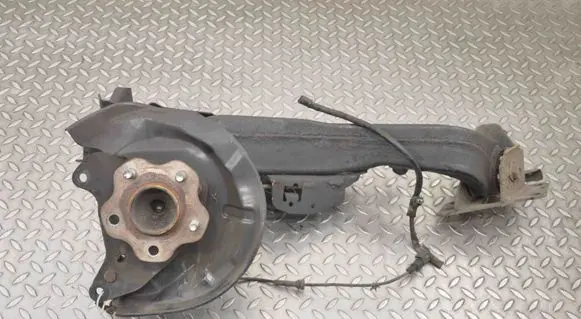 Nissan X-Trail T32 Rear wheel hub