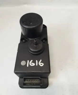 Volkswagen PASSAT B3 Central locking vacuum pump 357862257
