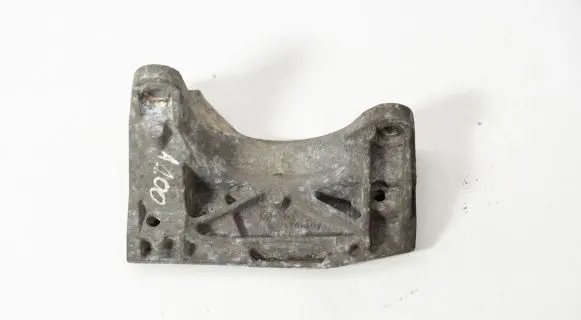 Audi A6 S6 C4 4A Engine mounting bracket 4A0199354