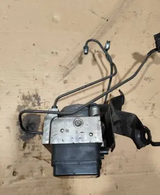Toyota Hilux (AN10, AN20, AN30) ABS Pump 8954171030 13510019490 7287G093244