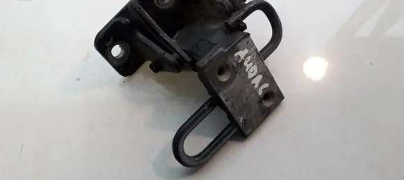 Audi A6 S6 C5 4B Rear door lower hinge 4b0833412b