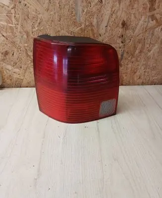 Volkswagen PASSAT B5 Rear/tail lights 3B9945111F