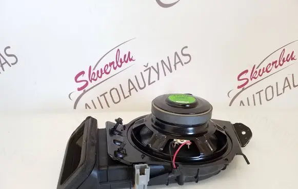 Volvo XC40 Subwoofer speaker 31438479 SV00025A 21085WG
