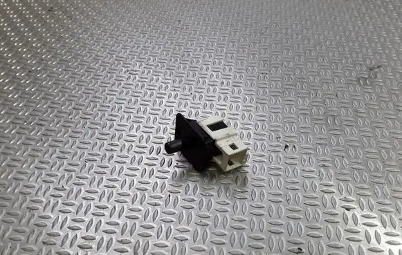 Mercedes-Benz E W211 Rear door sensor 2028209410