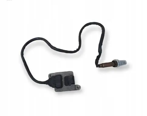 Mercedes-Benz C W205 Lambda probe sensor A0009057100 5WK96683D