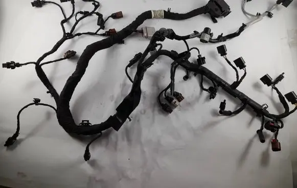 Volkswagen Golf VIII Engine installation wiring loom 05L972610B 7P6906235A 4H0906235AB