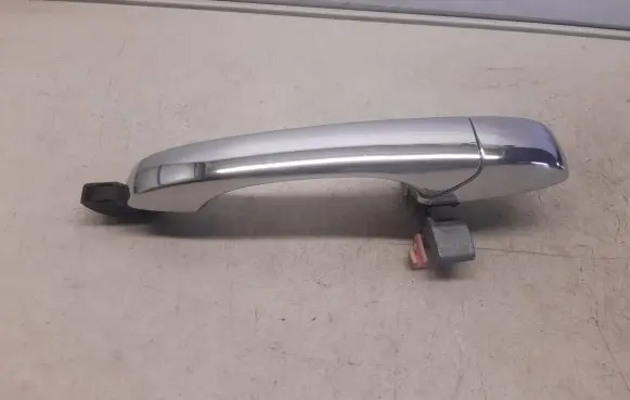 Chrysler 300 - 300C Front door exterior handle 05065800AF