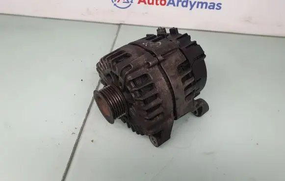 BMW 5 F10 F11 Generator/alternator 8570672 12318570672