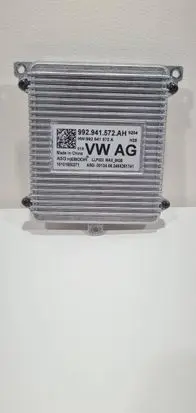 Volkswagen PASSAT B8 Headlight ballast module Xenon 992941572AH