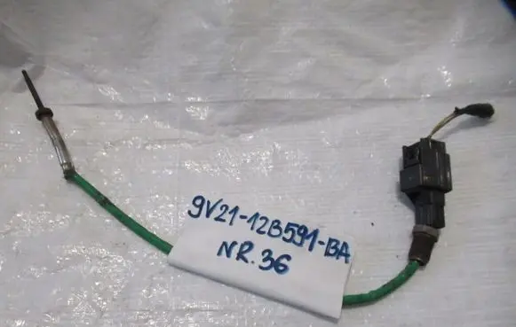 Ford Kuga II Exhaust gas temperature sensor 9V2112B591BA