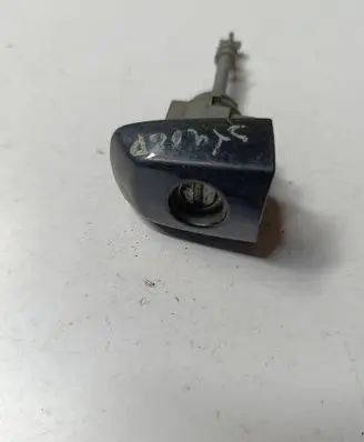 Suzuki SX4 Front door lock (next to the handle) 