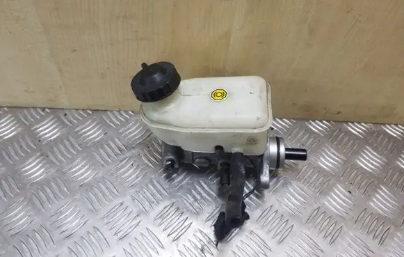 KIA Sorento Master brake cylinder