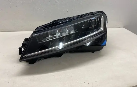 Skoda Superb B8 (3V) Headlight/headlamp 3V1941015D 11502030000