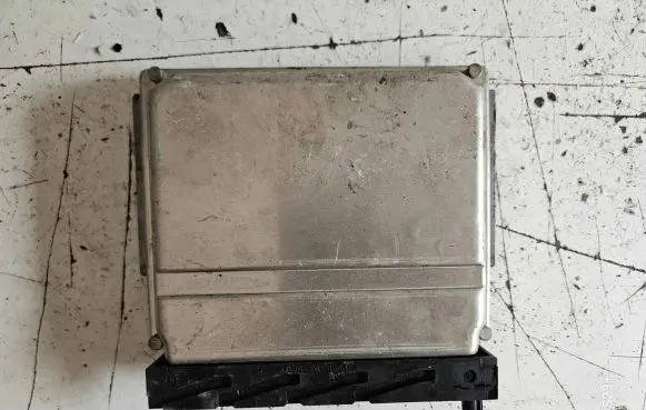 Volvo S80 Engine control unit/module 09470738B 0261206272 26SA5834