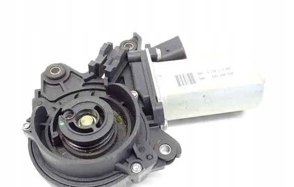 Audi A8 S8 D4 4H Front door soft close latching motor 4F0837059