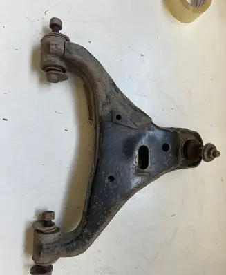 Ford Ranger Front lower control arm/wishbone Eb3c3078