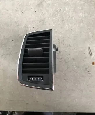 Skoda Kodiaq Dash center air vent grill 565819701C