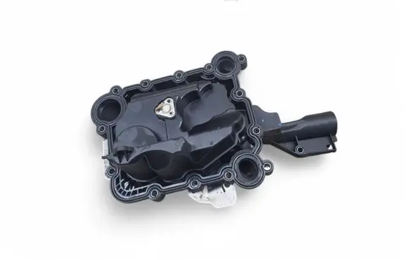 Audi Q7 4M Breather valve 06E103547N