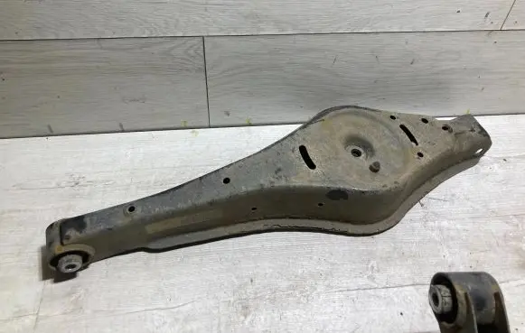 Volkswagen Beetle A5 Rear suspension control arm 
