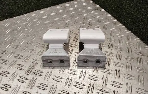 Renault Master IV Tailgate hinge 904003815R