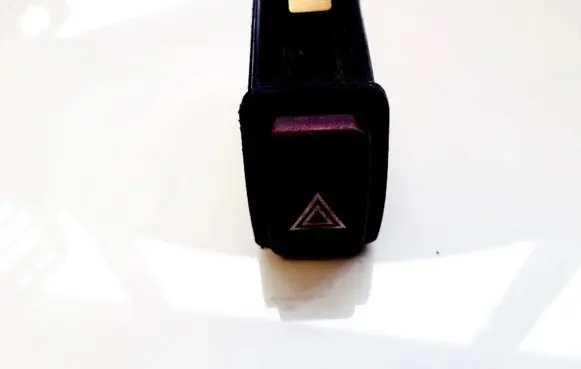 Mazda 323 F Hazard light switch