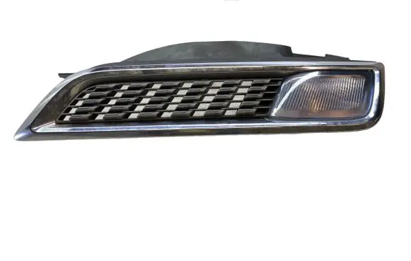 Nissan Micra Front bumper upper radiator grill NSR2381001 62332BG00A