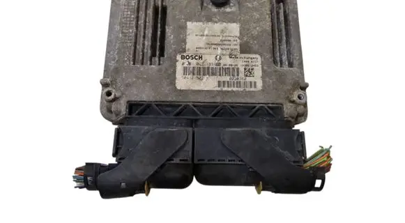 Iveco Daily 4th gen Engine control unit/module 0281012193 504121602 14090117