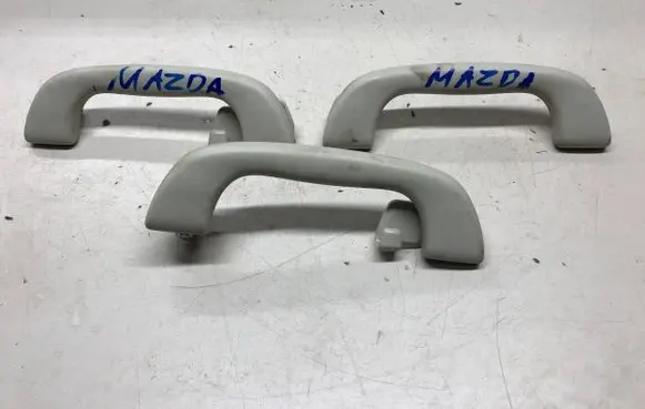 Mazda 6 A set of handles for the ceiling 