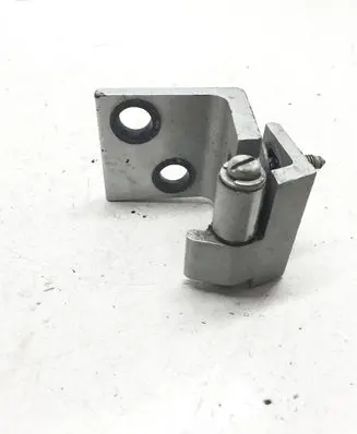 BMW X5 E53 Rear door lower hinge 8265170