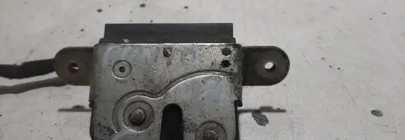Fiat Punto (199) Loading door lock 