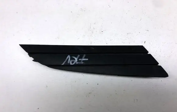 Honda FR-V Front bumper lower grill 71108SJD0000
