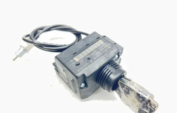 Mercedes-Benz E W211 Ignition lock 2115451408