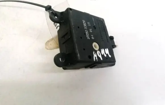 Nissan Primera Air flap motor/actuator 3T05030820