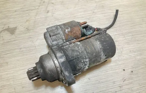 Volkswagen PASSAT B6 Starter motor 02M911023N