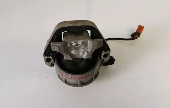 Audi A6 S6 C7 4G Engine mount bracket