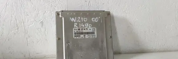 Mercedes-Benz E W210 Engine control unit/module A0001534479 0001534479