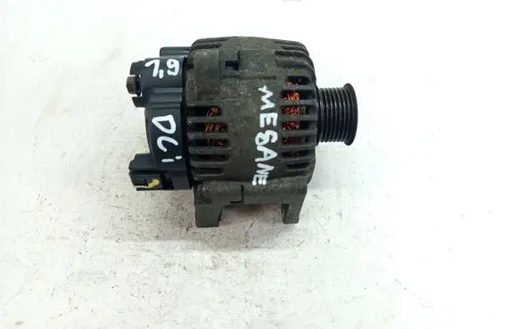 Renault Megane II Generator/alternator 8200667610 2543563A