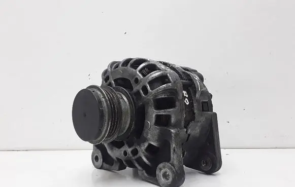 Renault Sandero II Generator/alternator 231008386R