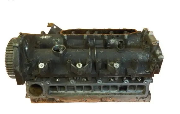 Iveco Daily 3rd gen Engine head 502295000 KOMPLETNA