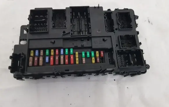 Ford Mondeo MK V Fuse box set HU5T15604BF