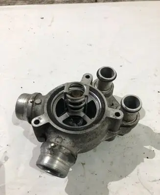 BMW M5 Thermostat 7833761 AC46200