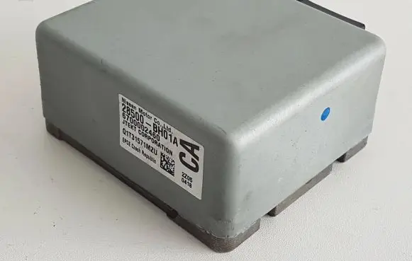 Nissan Note (E11) Steering rack control module 28500BH01A 6700002460 Q1T31571MZU