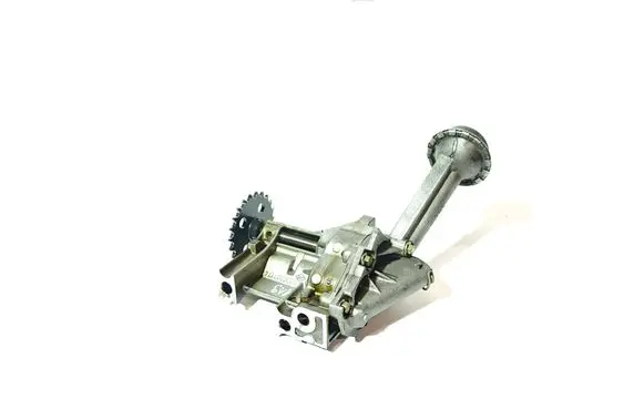 Nissan Juke I F15 Oil pump 8200307174
