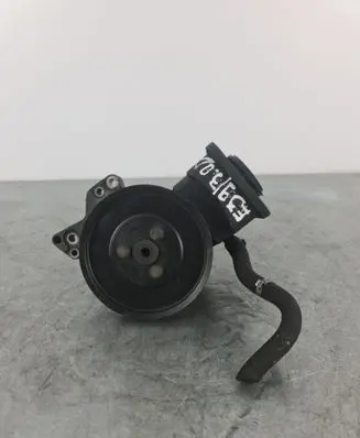 BMW 5 E39 Power steering pump 2247046