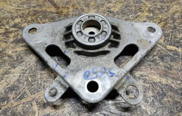Jeep Compass Front shock absorber mounting bracket 68366606AA 53431849
