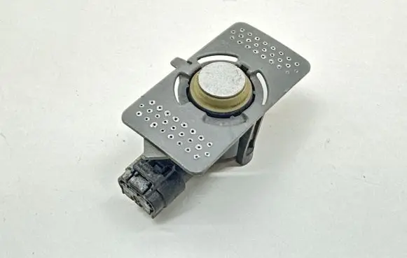 Mercedes-Benz E W211 Parking PDC sensor A2215420417