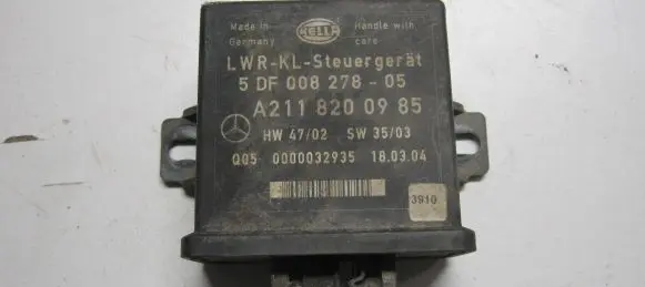 Mercedes-Benz E W211 Light module LCM A2118200985