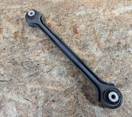 BMW 1 E82 E88 Rear control arm 6763471 33326763471